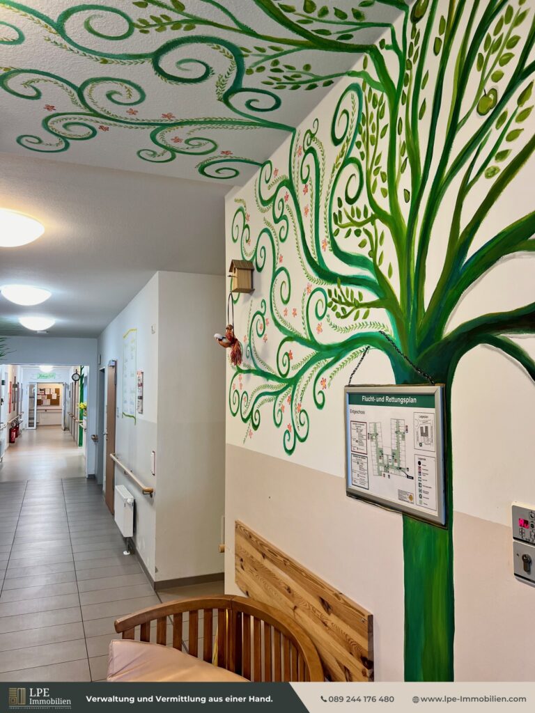 Flur mit farblicher Gestaltung