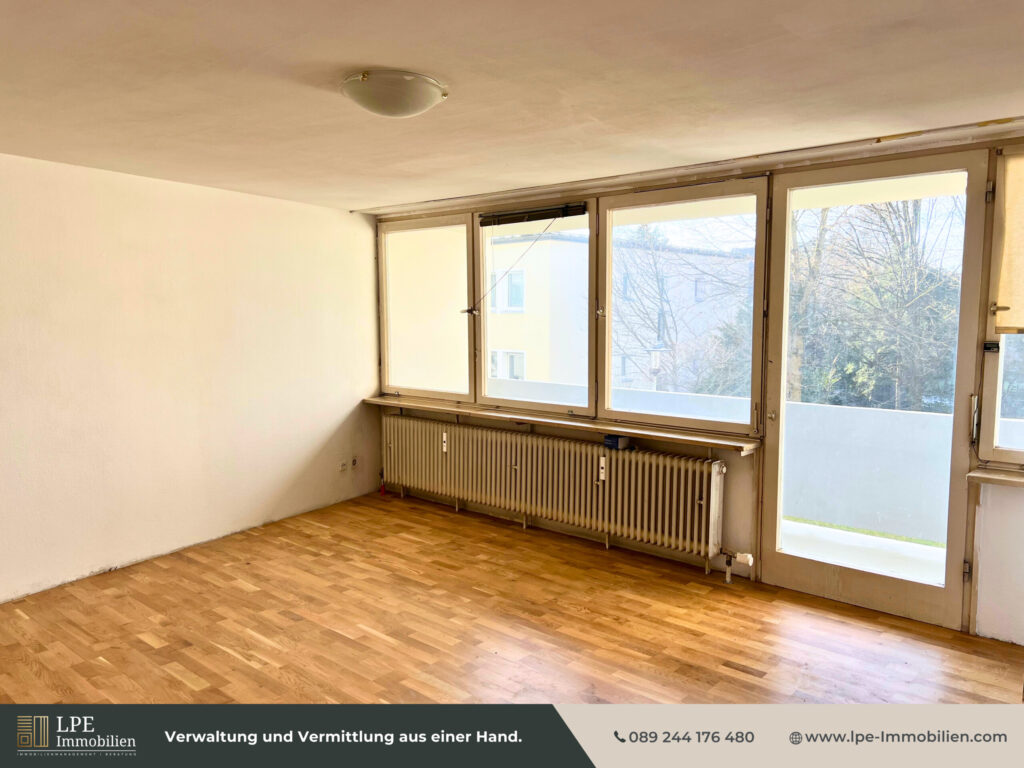 Wohnzimmer mit Panorama Fenster