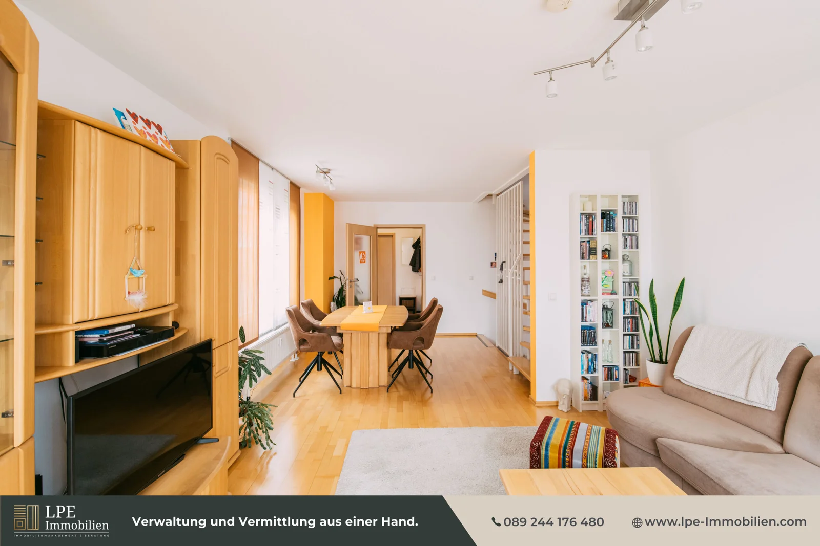 Geraeumiges-Wohn-Esszimmer-1-1