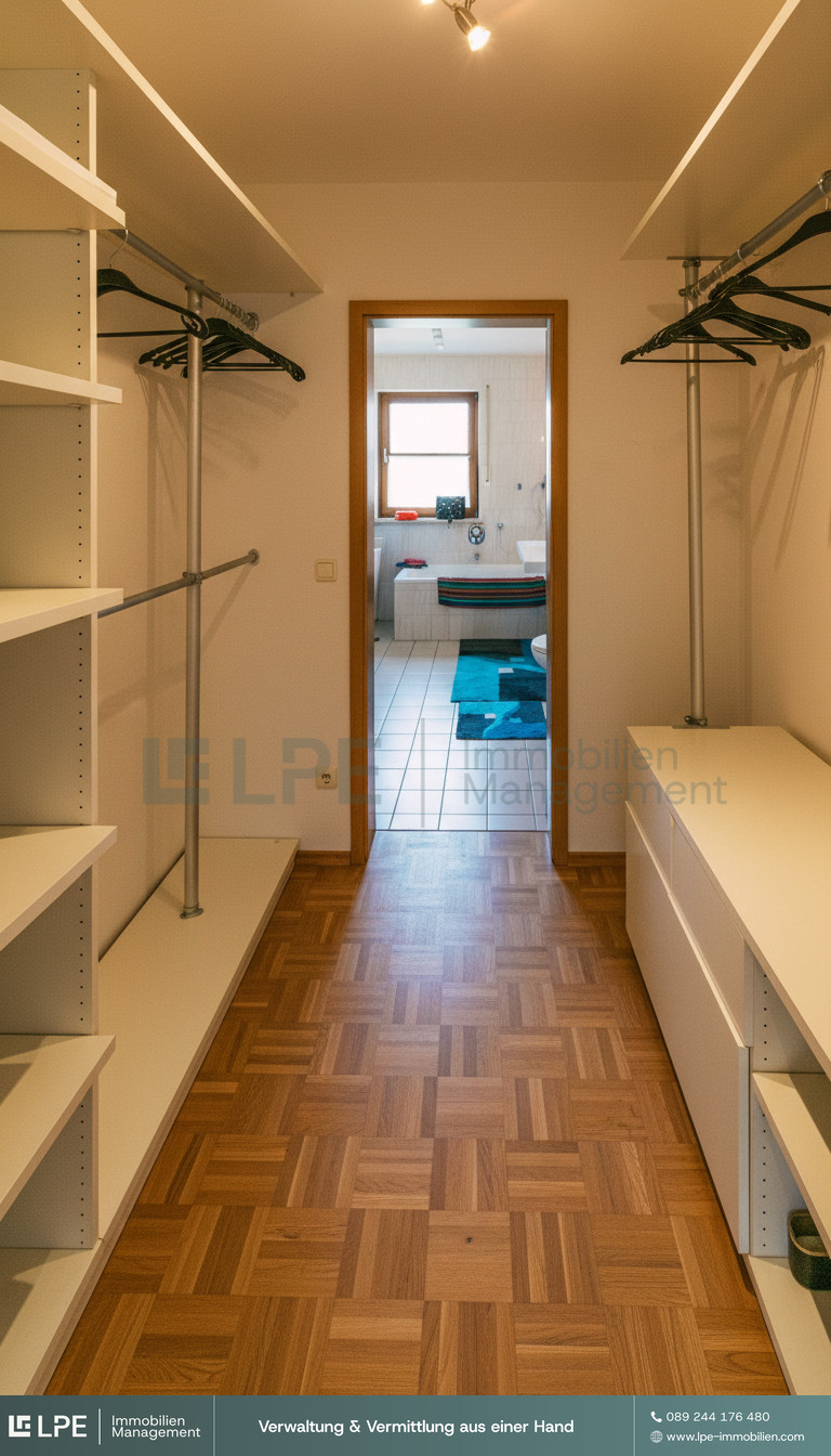 Ankleidezimmer-leer-1