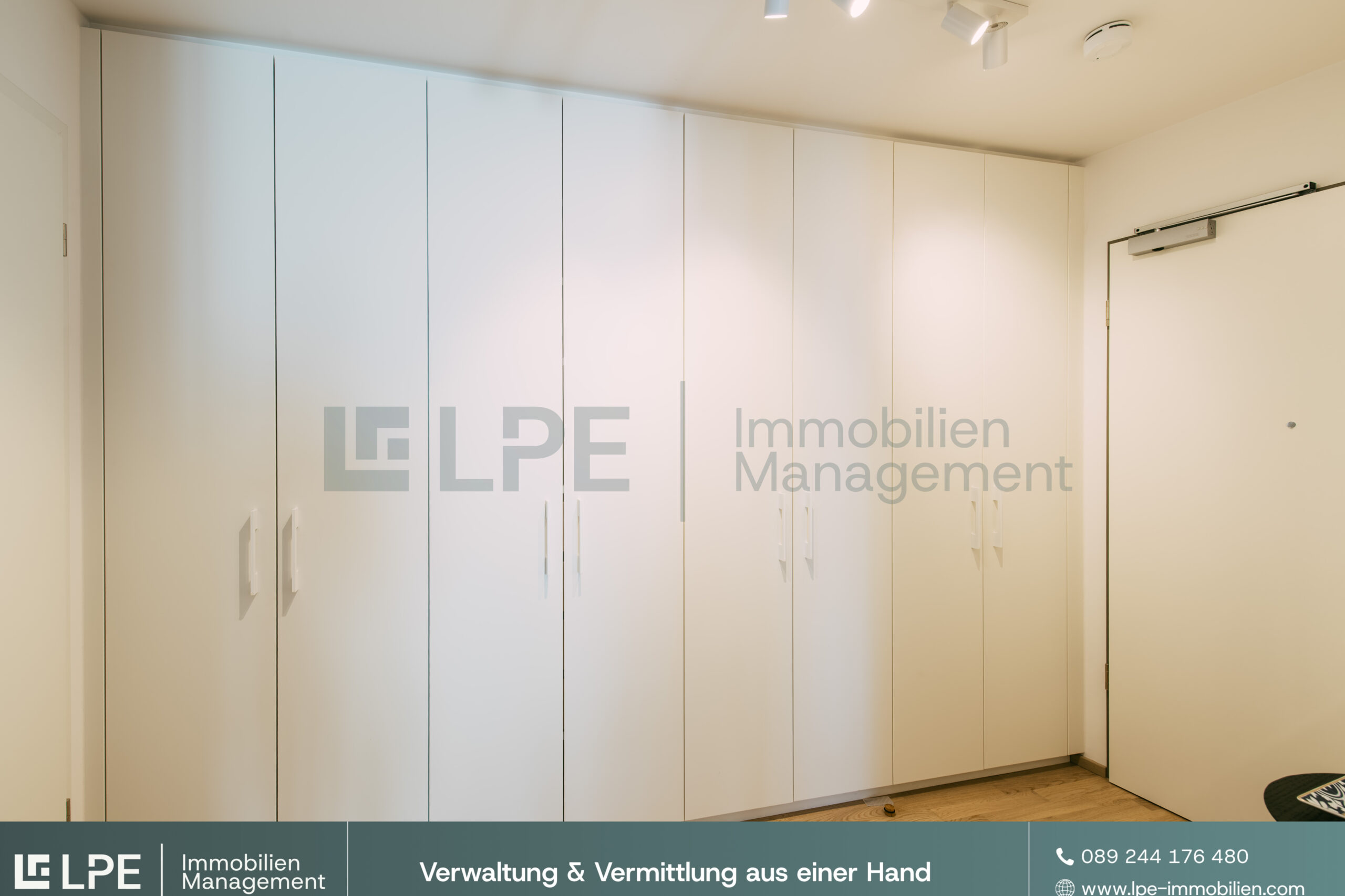 groC39Fer20Einbauschrank20Flur